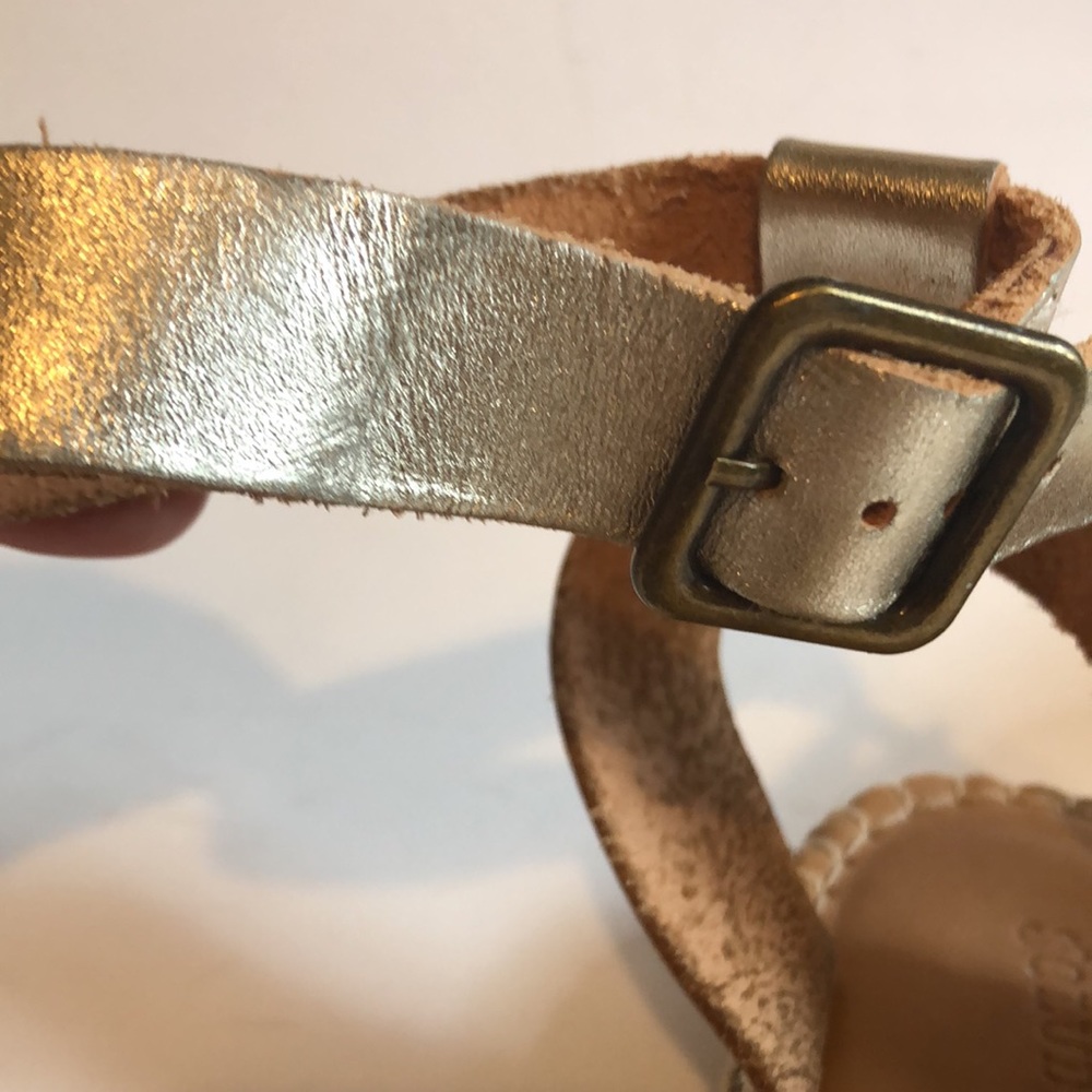 Sz 11 Soludos Cadiz Gold Metallic Platinum Strap Sandals - Picture 16 of 16